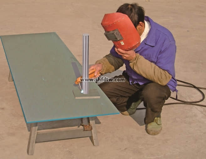 中級(jí)焊接多功能技術(shù)實(shí)訓(xùn)成套設(shè)備